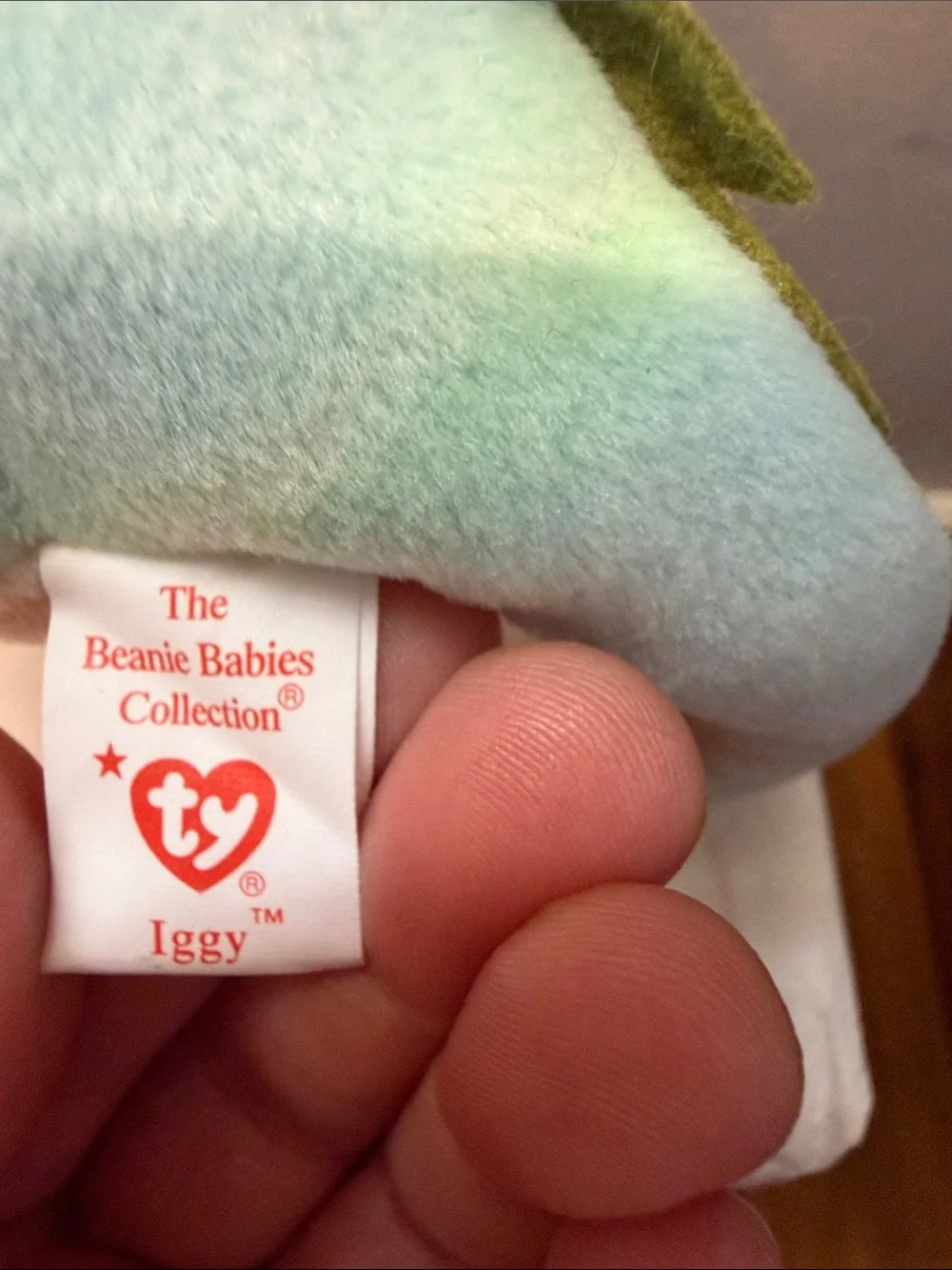 NWT Ty Pastel Iggy the Chameleon Beanie Baby - Green, Pink, Blue, Orange